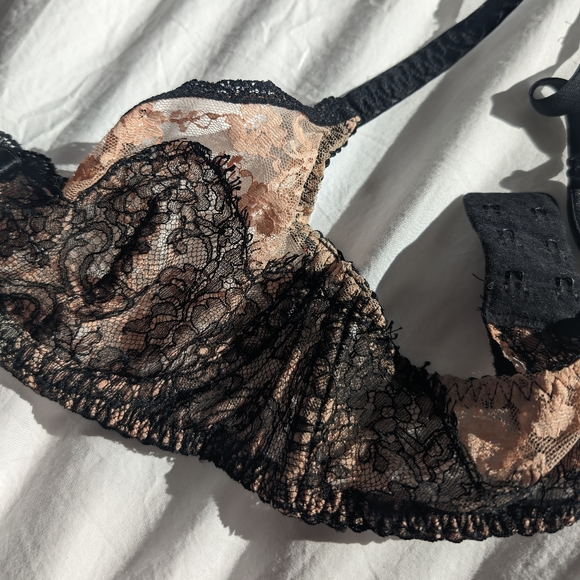 Agent Provocateur Francoise Bra And Garter Belt Set - Picture 4 of 12